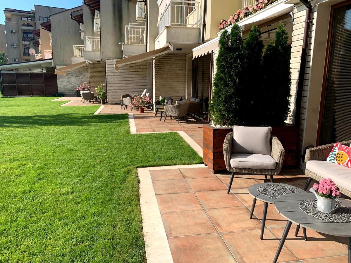 Lighthouse Golf Private Villa Lake View Balchik Exterior foto